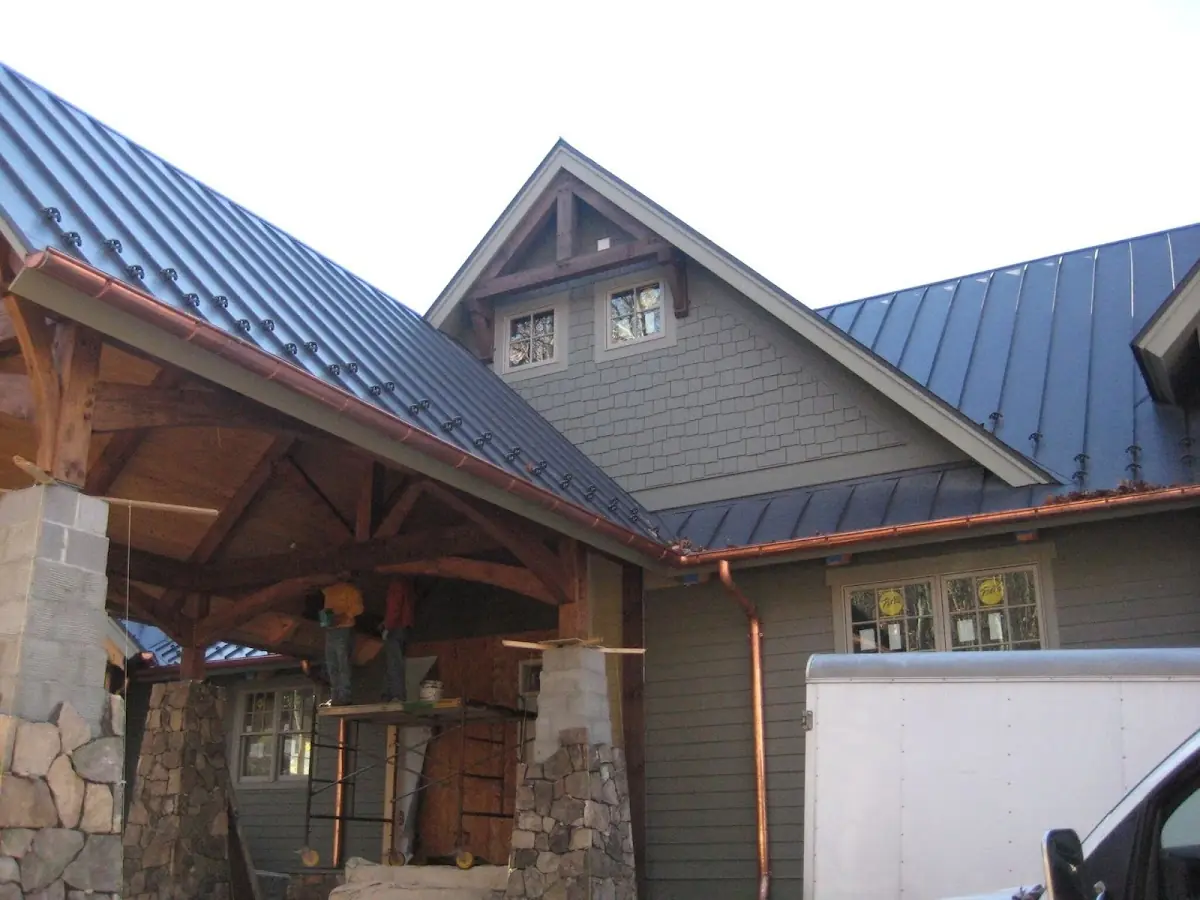 Craftsman Roofing team delivering quality roofing work in Running Springs